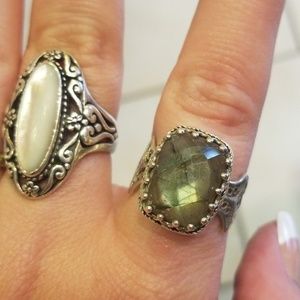 Unique sterling silver laboridorit ring